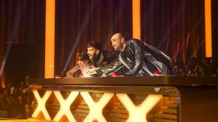 Una performance de danza se ganó el primer botón dorado en Got Talent Argentina, de la mano de Abel Pintos.