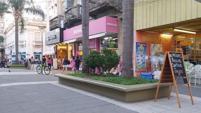 Por cuarto año se puso en vigencia el compre local con la finalidad de estimular el consumo en comercios de Concordia. Pretenden bajas en los tributos.