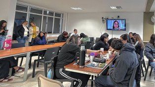 Copnaf y Uader acercaron herramientas digitales para acompañar a jóvenes hacia una autonomía segura