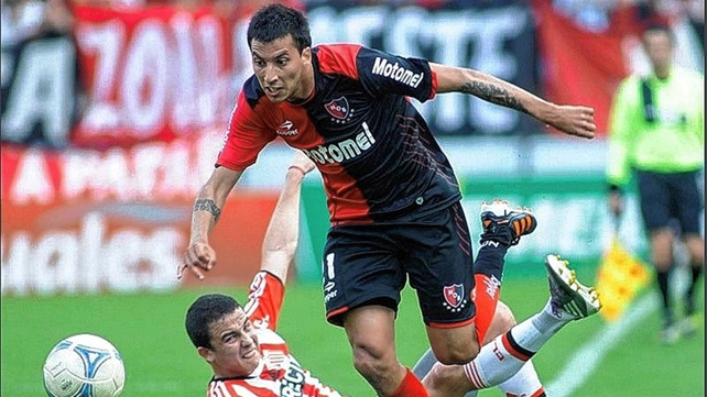 Newells oficializó el regreso de Vangioni luego de diez años