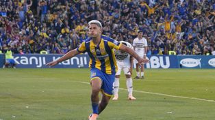 Alejo Veliz pertenece al Tottenham pero está a préstamo en Central hasta junio. Bahía lo quiere ahora.