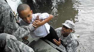 Isaac causa decenas de miles de evacuados