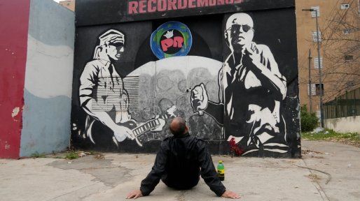 El Indio Solari, un mural rosarino y la historia de una foto con sonido de libertad