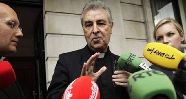 La Iglesia retir&oacute; al nuncio apost&oacute;lico de Irlanda por m&aacute;s casos de abusos