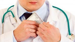 Oca&ntilde;a asegur&oacute; que la medicina prepaga no est&aacute; autorizada a cobrar coseguros