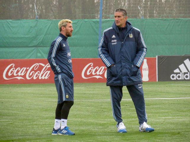 Calentura con Bauza: Barcelona puso el grito en el cielo