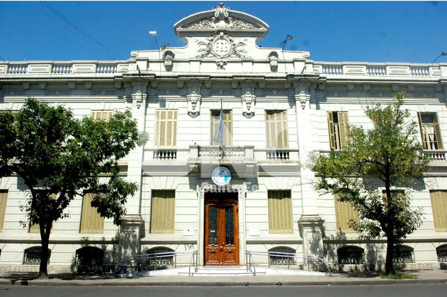 Se intensifican las medidas de fuerza en el Registro Civil.
