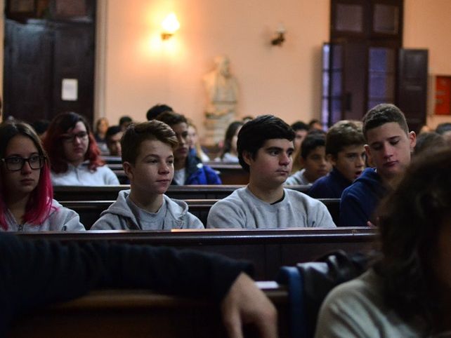 El gran objetivo es lograr el interés de los estudiantes secundarios. Foto @prender.&nbsp;