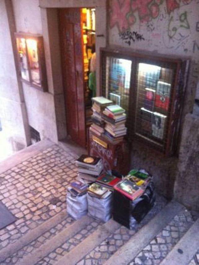 Más de 3.000 libros en menos de 4 metros cuadrados