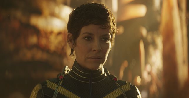 Evangeline Lilly encarna a Hope, la Avispa del título, y pareja de Scott Lang/Ant-Man.