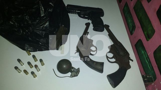 Secuestraron un arsenal de armas y balas en Puerto General San Martín