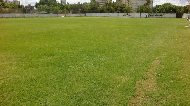 Robo y destrozos en el club Nacional de avenida Urquiza y J. J. Paso