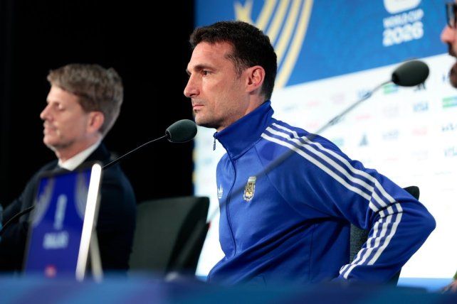 Scaloni en la previa del partido de este lunes.