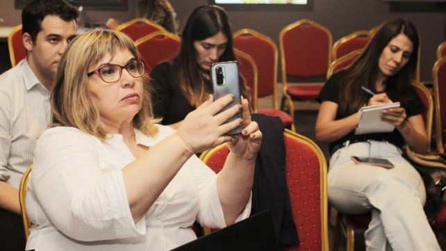 Equidad de género en medios: reglamentaron la ley