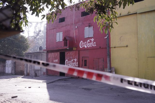 Un doble crimen sacudió a un barrio donde la violencia narco tiene escenario repetido