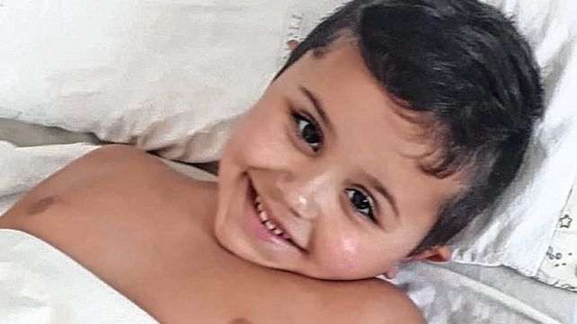 Felipe es de Basavilbaso y necesita ayuda. Tras sufrir graves heridas en el brutal ataque del perro debe someterse a nuevas cirugías en Buenos Aires