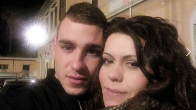 Se refugió en el cuartel tras plantar a su novia en el altar pero ella igual hizo la fiesta