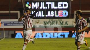 Unión puso garra y corazón para levantar cabeza en Santa Fe