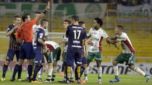 Gabriel Jesús visitó a Central con Palmeiras en la Copa Libertadores 2016.