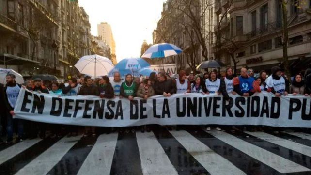 Se viene una nueva marcha federal universitaria contra el recorte presupuestario de Milei.