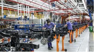 La actividad económica cortó el proceso de recuperación que parecía haber iniciado. En el primer semestre acumuló un retroceso del 3,2%.