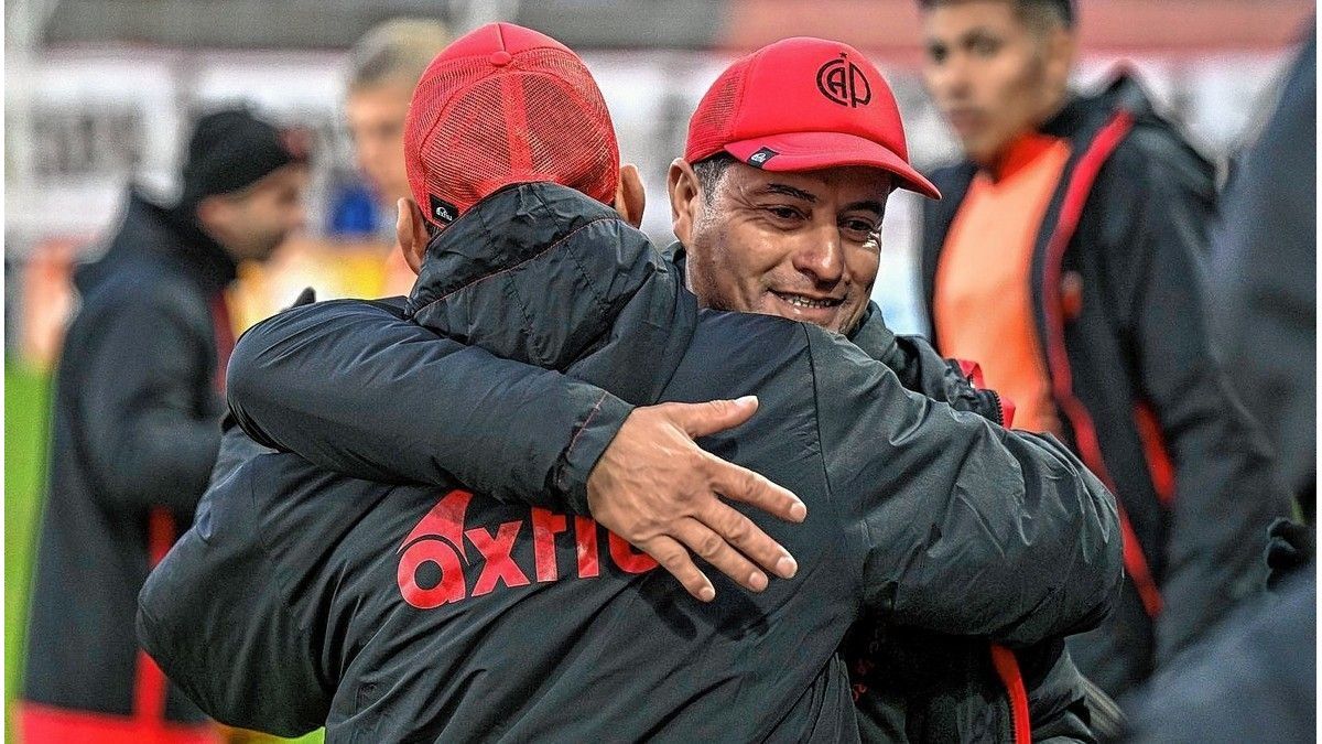 Marcelo Fuentes elogió a Marcelo Candia: Se recibió de técnico profesional
