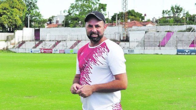 El Decano de la capital entrerriana a logrado cuatro ascensos en los últimos 15 años y Tony Fontana sueña con otra coronación a nivel nacional.