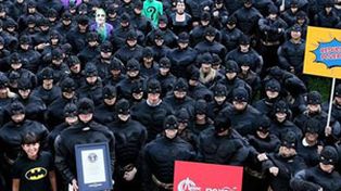 Más de medio millar de personas se visten de Batman para entrar en libro de récords Guinness