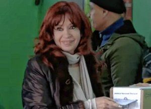 Vamos a esperar lo que opine la gente: la declaración de Cristina Kirchner luego de votar en las Paso