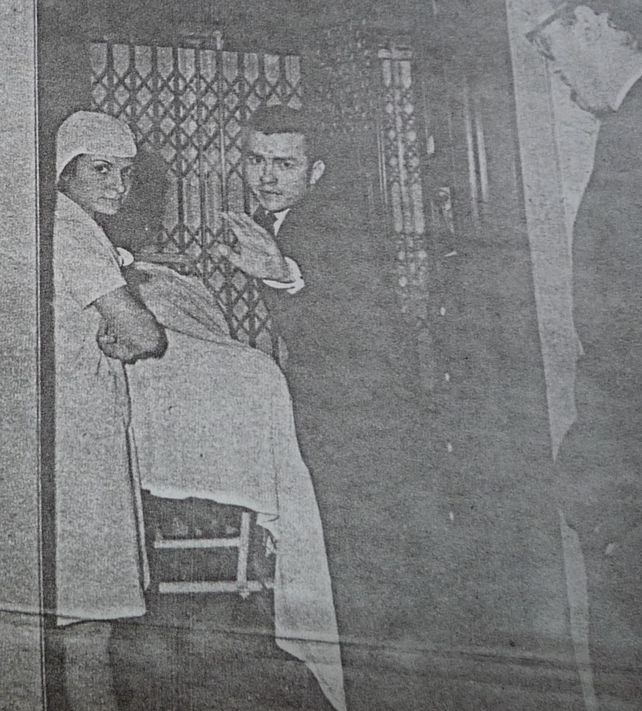 Jorge acompaña a su madre al sanatorio Otamenti tras el ataque de Raúl Barón Biza. 