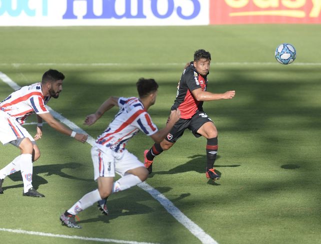 Newells sin jugar bien le ganó a Peñarol de San Juan y sigue en la Copa Argentina