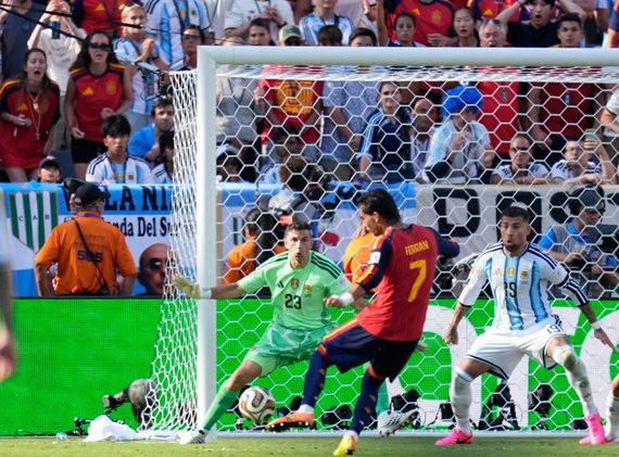 Argentina dio pelea hasta el final pero no pudo con España, el nuevo campeón mundial