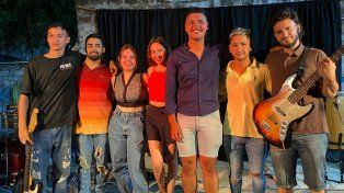 Grupo de cumbia Va de Vuelta
