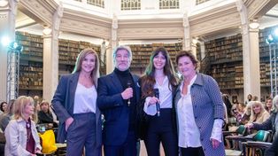 Moda y Cultura en la Biblioteca Argentina en la 5 edición del  Desfile del Siglo