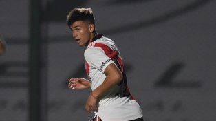 Colón le apunta a un lateral y analiza la salida de Andrew Teuten