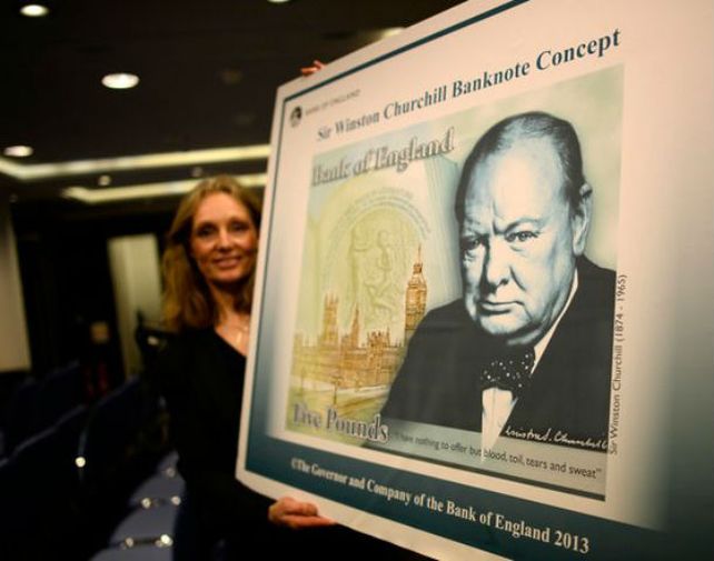 Prototipo. Un billete de 5 libras con la imagen de Winston Churchill.