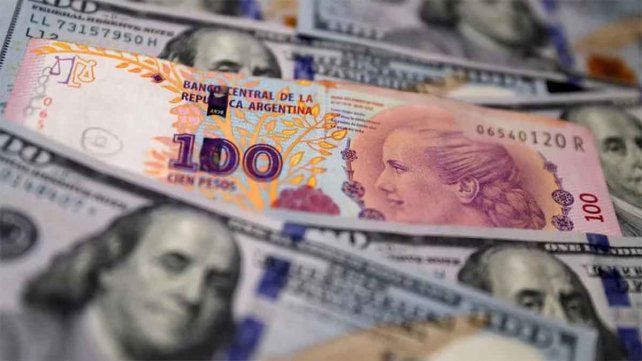 El Gobierno unificó los dólares solidario