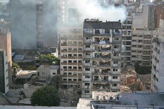 Un muerto y 30 heridos por la fuerte explosión en Rosario