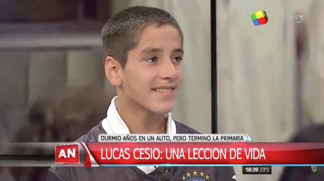 Lucas Cesio, el chico que vivió cinco años en un auto y pudo terminar la primaria