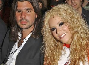 La cantante Shakira aplastó en los tribunales las demandas de Antonito de la Rúa
