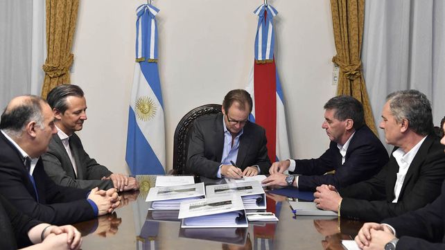 Bordet presenta ante la Legislatura el proyecto de presupuesto 2020