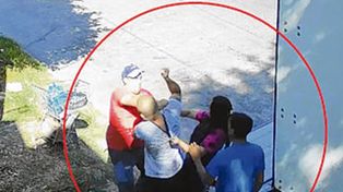 Una broma por el coronavirus terminó a las trompadas