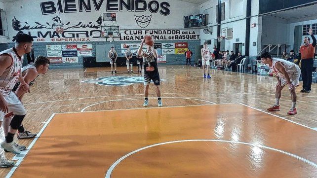 Almagro A goleó a Unión B y extendió su invicto en el Clausura Prefederal ASB.