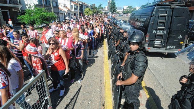 Clásico Santafesino: 700 policías estarán a cargo del operativo de seguridad