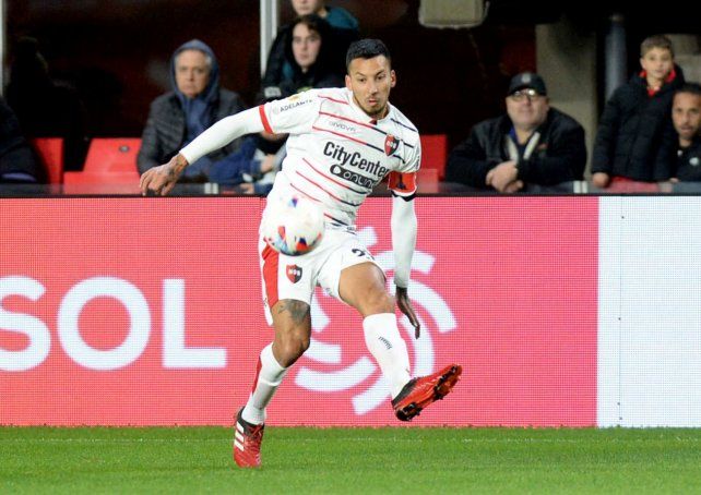 De regreso. Leonel Vangioni será el lateral izquierdo en el cotejo de esta noche ante Aldosivi. El Piri superó una dolencia muscular y Newell’s lo extrañó.