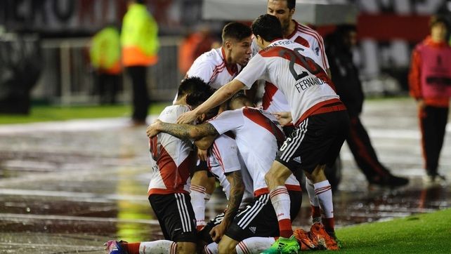 River no le quiere perder pisada a Boca
