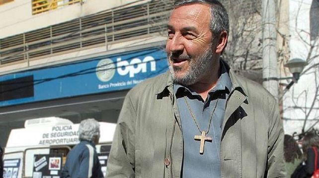 El cura neuquino dio la nota en Semana Santa.&nbsp;