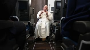 Francisco este viernes a bordo del avión y durante su diálogo con los periodistas.