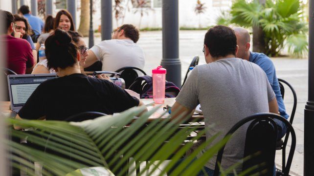 La Tecnicatura Universitaria en Gestión y Administración Pública y la Tecnicatura Universitaria en Gestión de Recursos Humanos