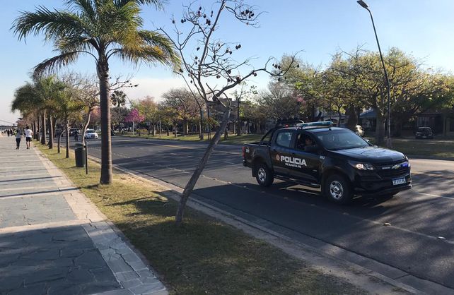 Con una costanera muy vigilada